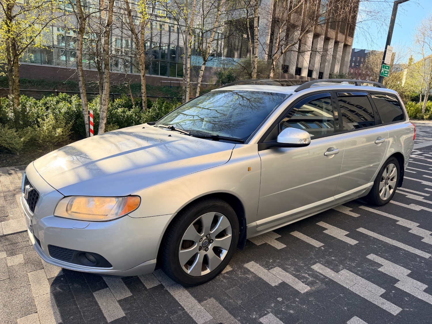 Used Volvo V70 2007 for sale - 78156472: Photo 3