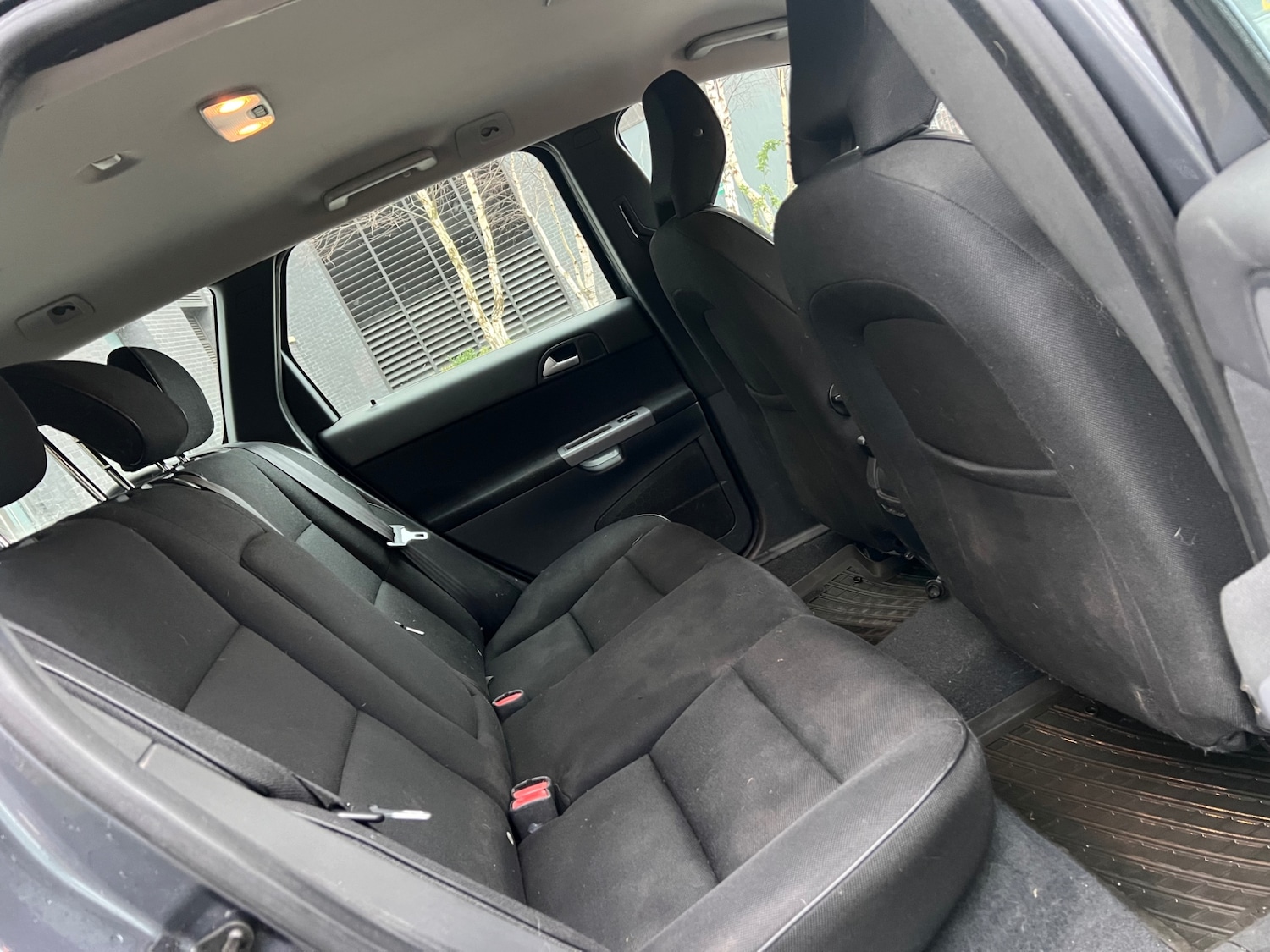 Used Volvo V50 2010 for sale - 77030056: Photo 10