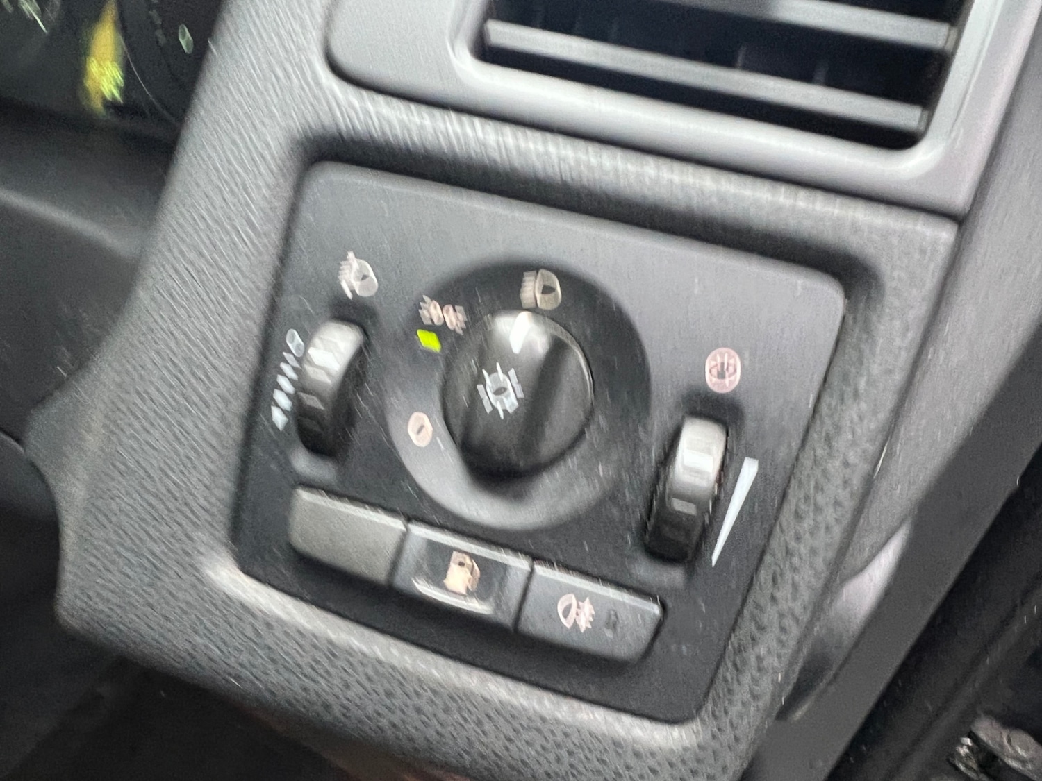 Used Volvo V50 2010 for sale - 77030056: Photo 14