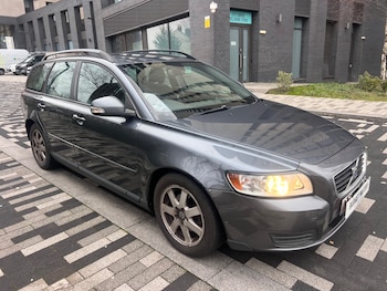 Used Volvo V50 2010 for sale - 77030056: Photo