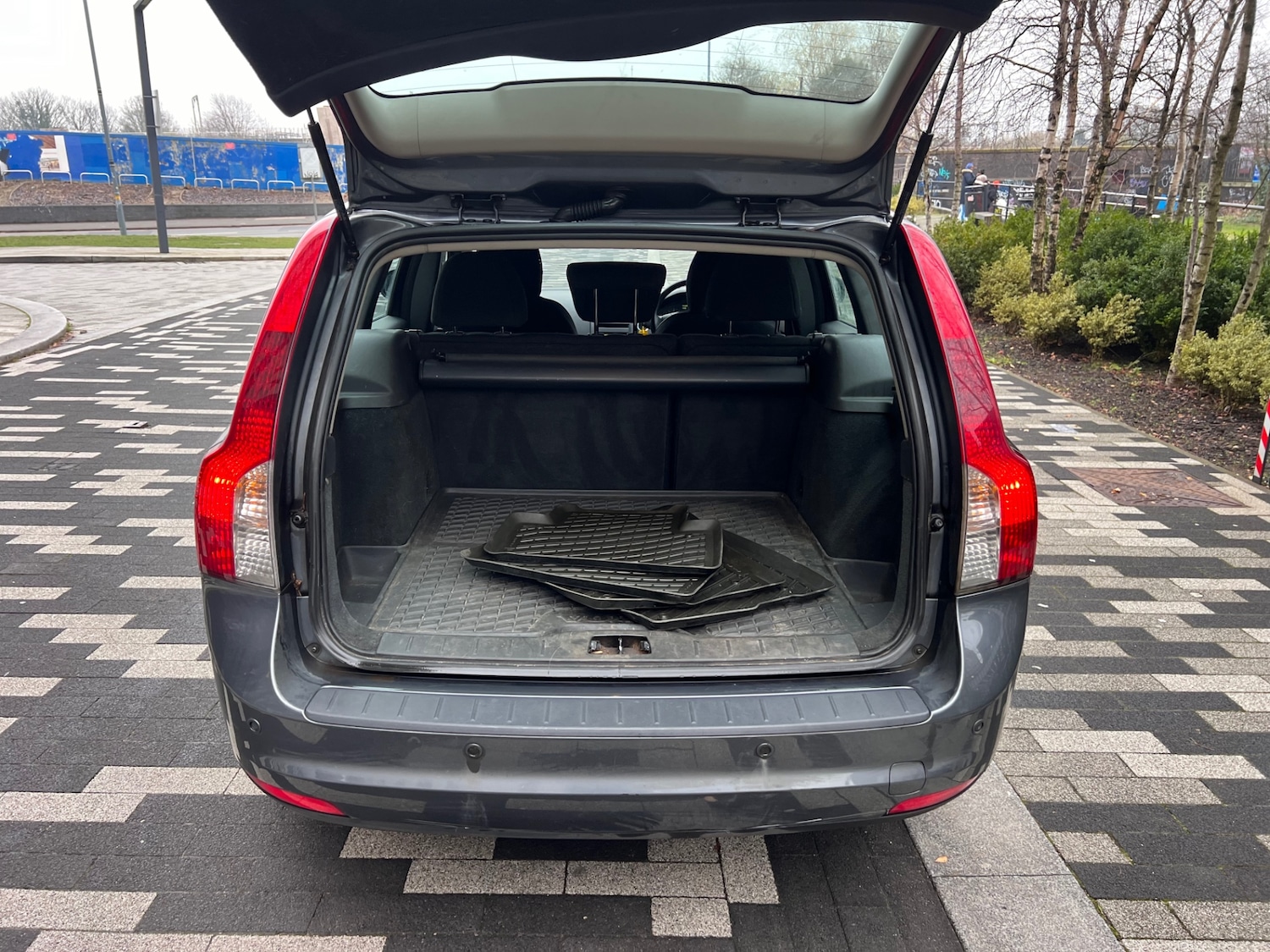 Used Volvo V50 2010 for sale - 77030056: Photo 6