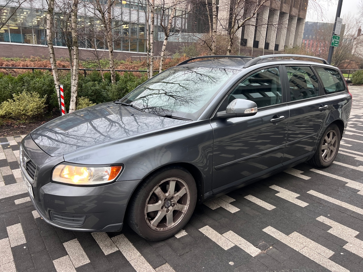Used Volvo V50 2010 for sale - 77030056: Photo 9