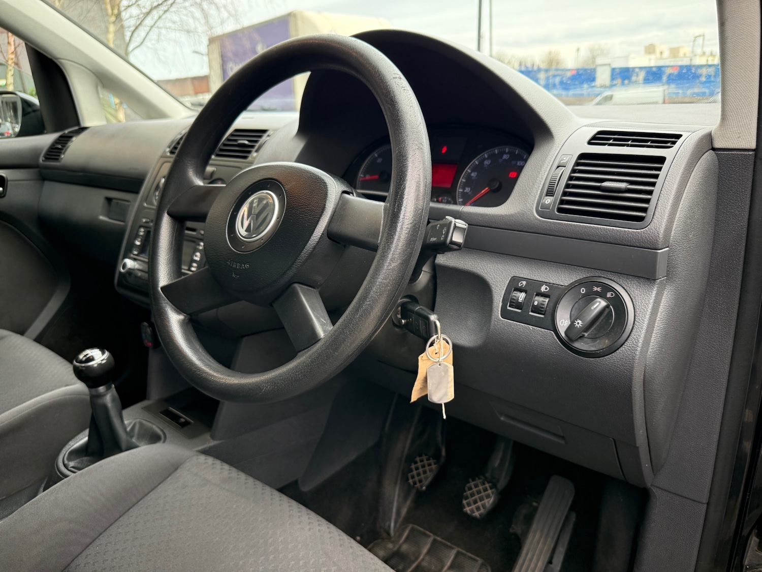 Used Volkswagen Touran 2006 for sale - 77732343: Photo 15