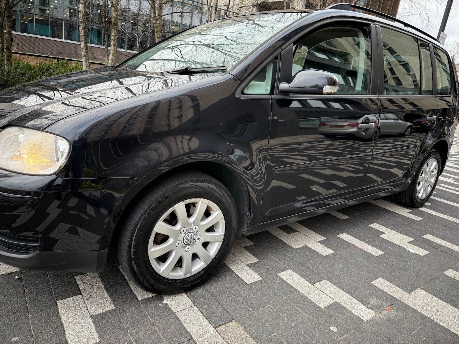 Used Volkswagen Touran 2006 for sale - 77732343: Photo 2