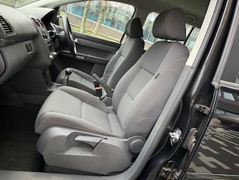 Used Volkswagen Touran 2006 for sale - 77732343: Photo