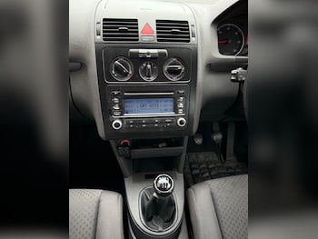 Used Volkswagen Touran 2006 for sale - 77732343: Photo