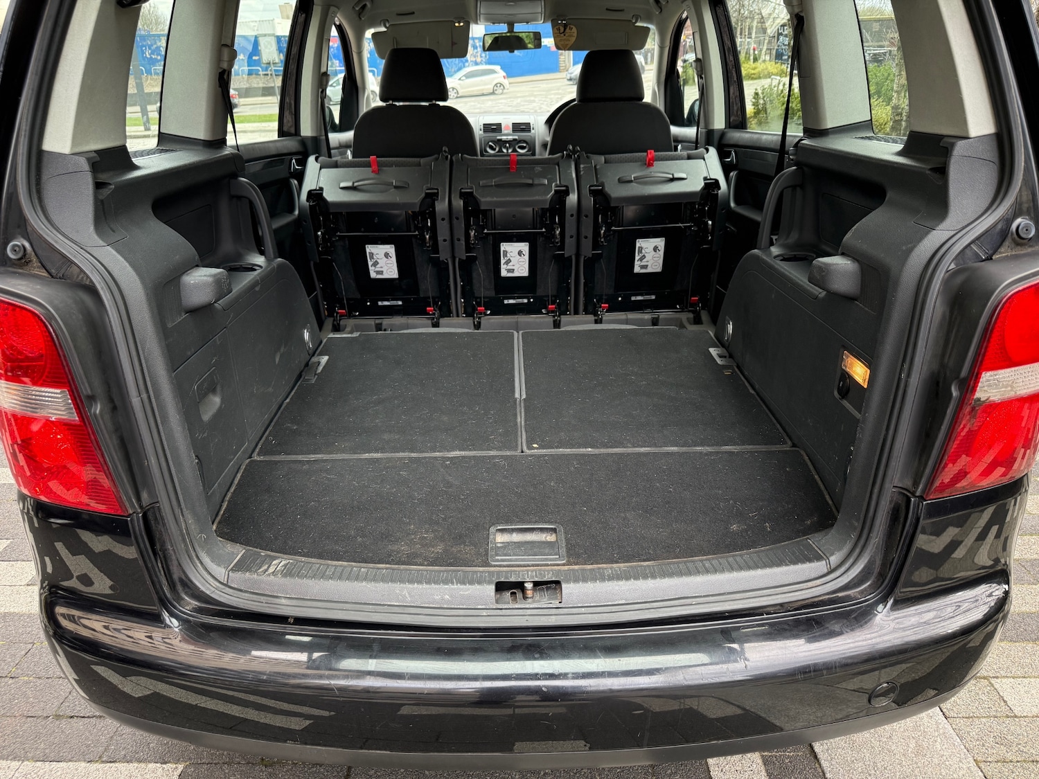 Used Volkswagen Touran 2006 for sale - 77732343: Photo 8