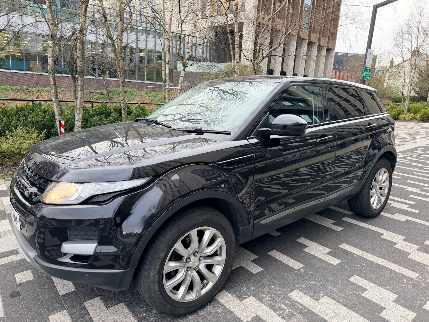 Used Land Rover Range Rover Evoque 2015 for sale - 78114997: Photo 2