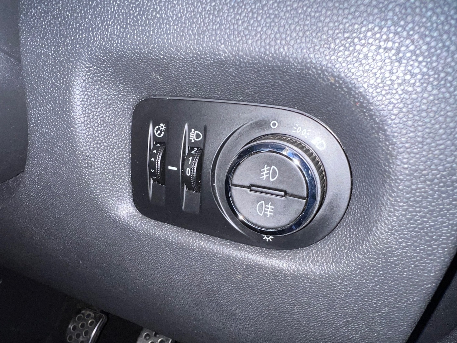 Used Vauxhall Corsa 2010 for sale - 76951466: Photo 14