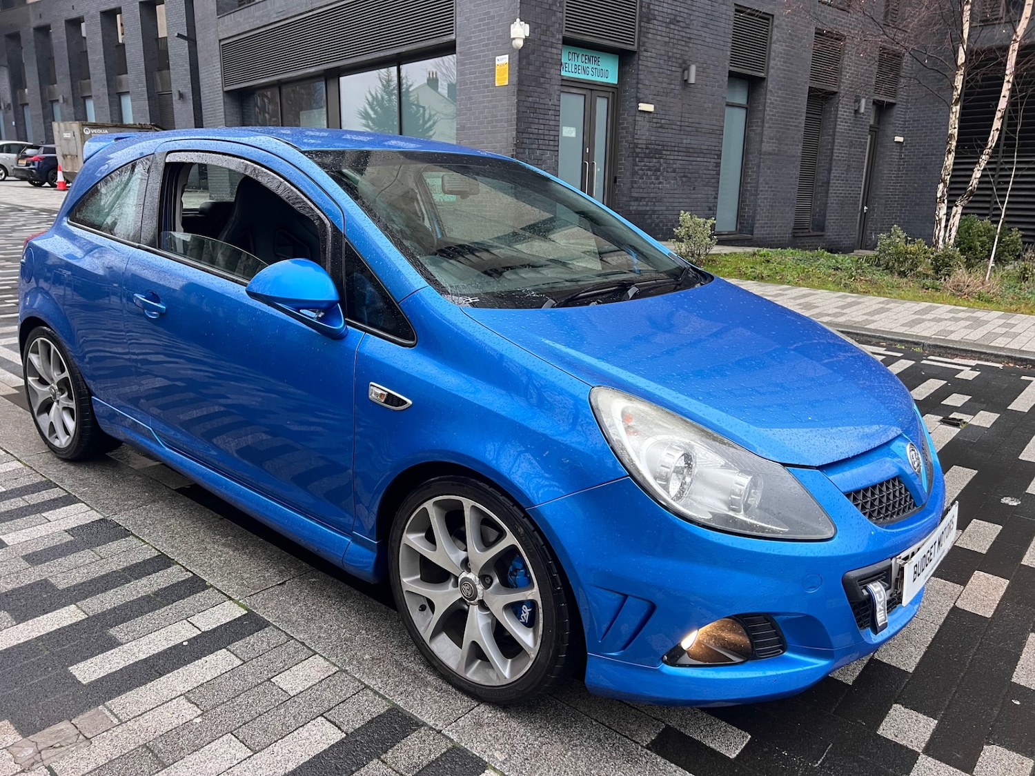 Used Vauxhall Corsa 2010 for sale - 76951466: Photo 2