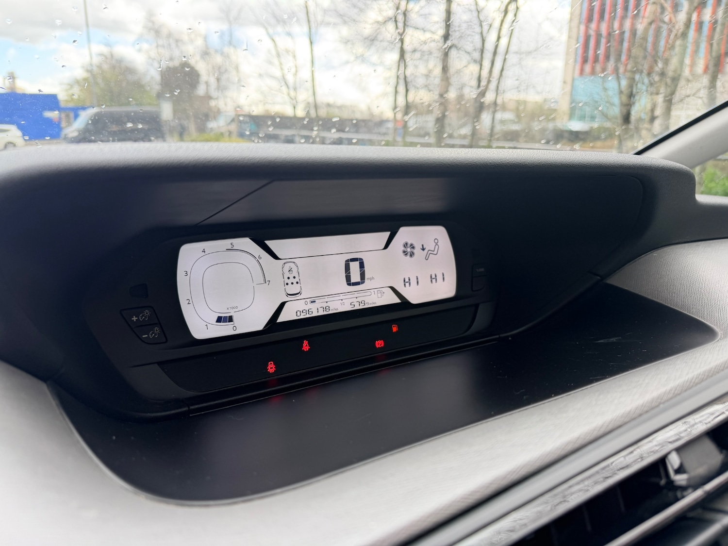 Used Citroen C4 Picasso 2016 for sale - 78045978: Photo 17