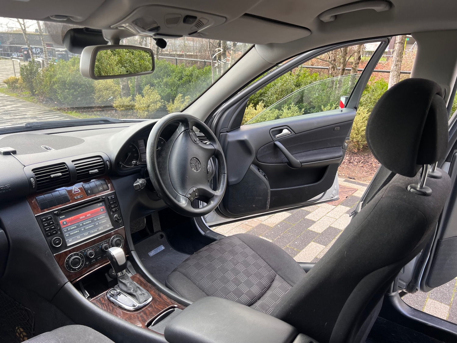 Used Mercedes-Benz C Class 2008 for sale - 77060107: Photo 11