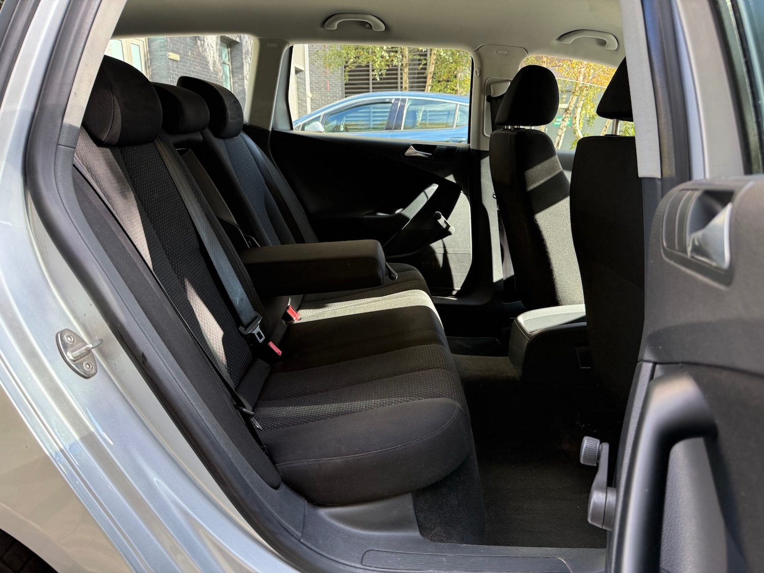 Used Volkswagen Passat 2010 for sale - 76389776: Photo 10