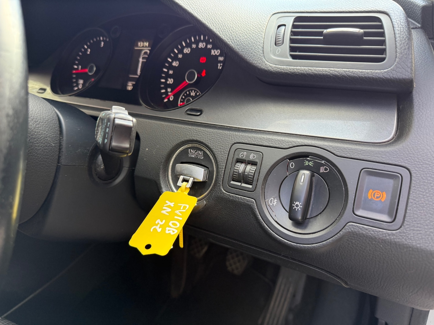 Used Volkswagen Passat 2010 for sale - 76389776: Photo 9