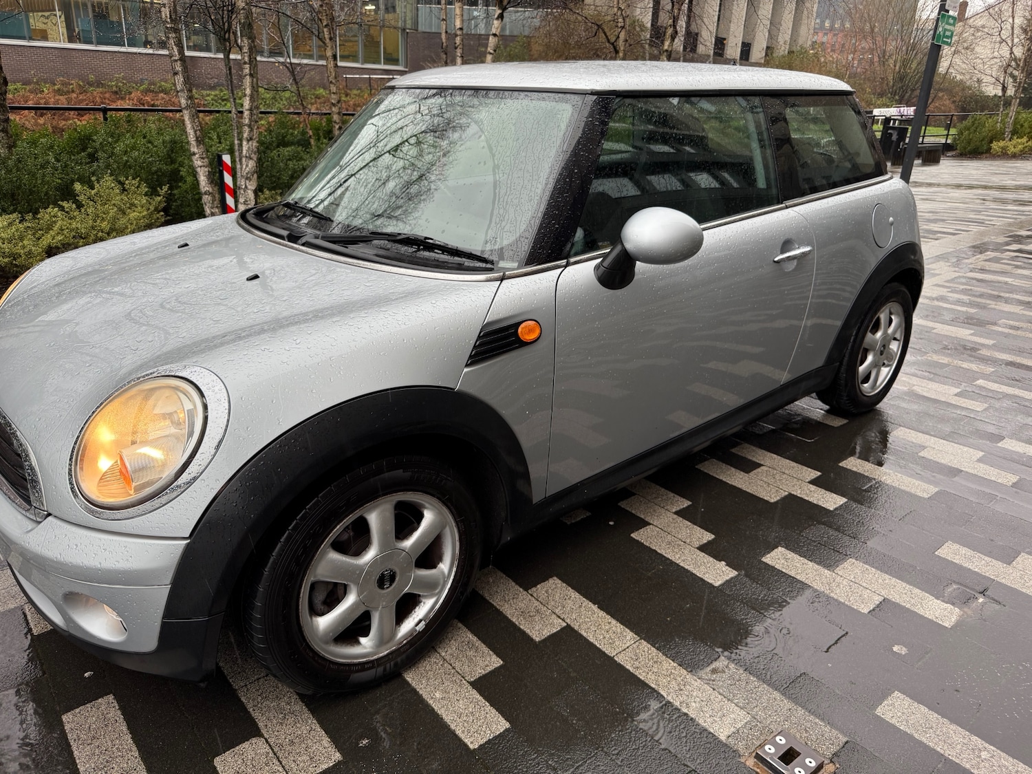 Used MINI Hatch 2009 for sale - 76978065: Photo 2