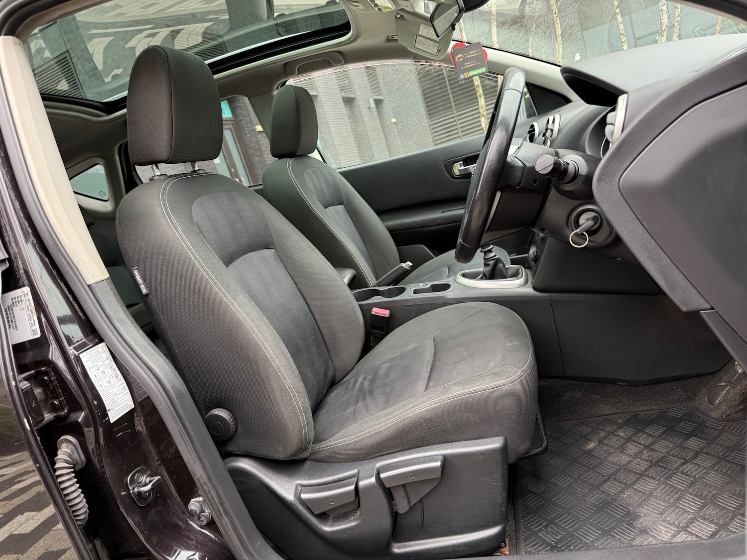 Used Nissan Qashqai 2011 for sale - 77783115: Photo 15