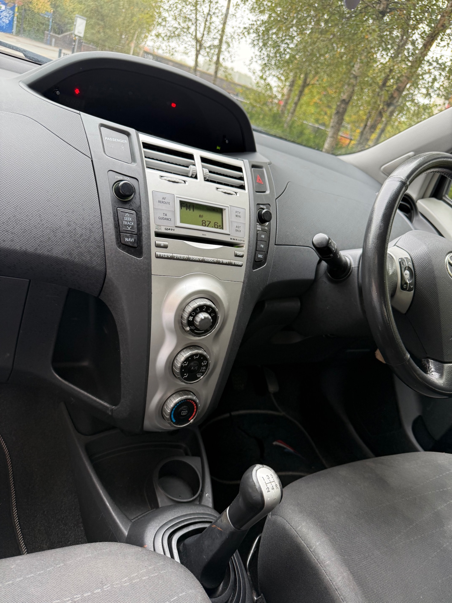 Used Toyota Yaris 2006 for sale - 76309877: Photo 13