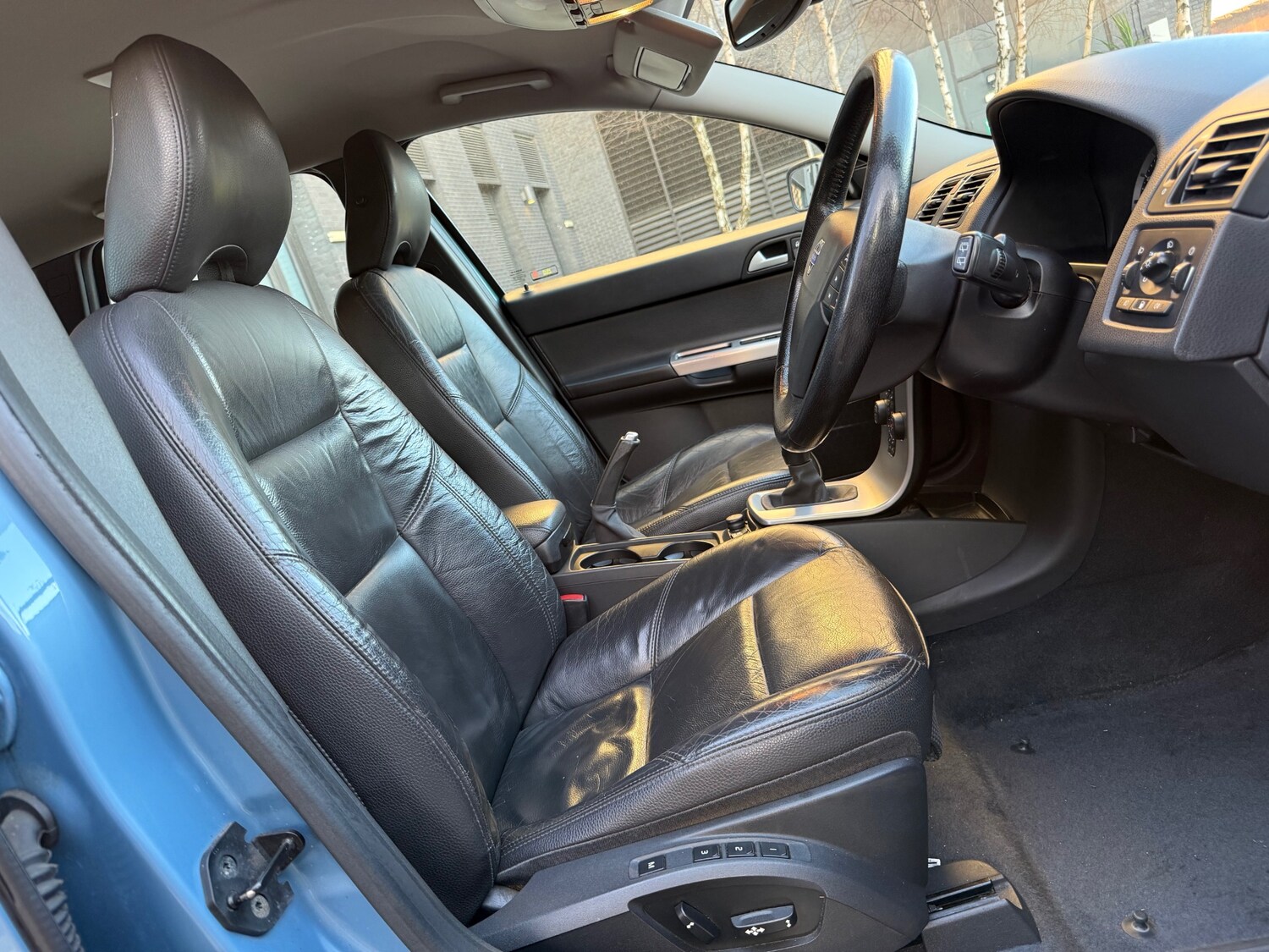 Used Volvo V50 2005 for sale - 77921201: Photo 13