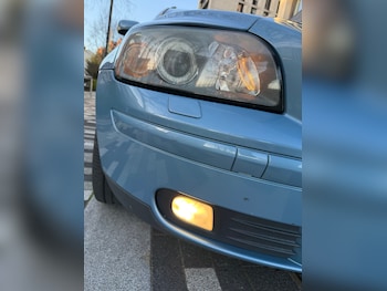 Used Volvo V50 2005 for sale - 77921201: Photo