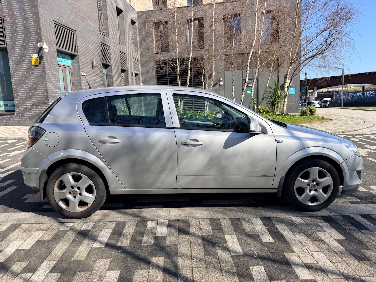 Used Vauxhall Astra 2010 for sale - 77938535: Photo 8