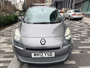 2012 (12) - 1.5 dCi 110 Dynamique TomTom 5dr