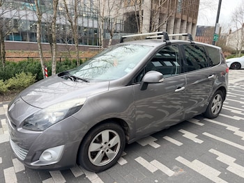 Used Renault Grand Scenic 2012 for sale - 77741357: Photo