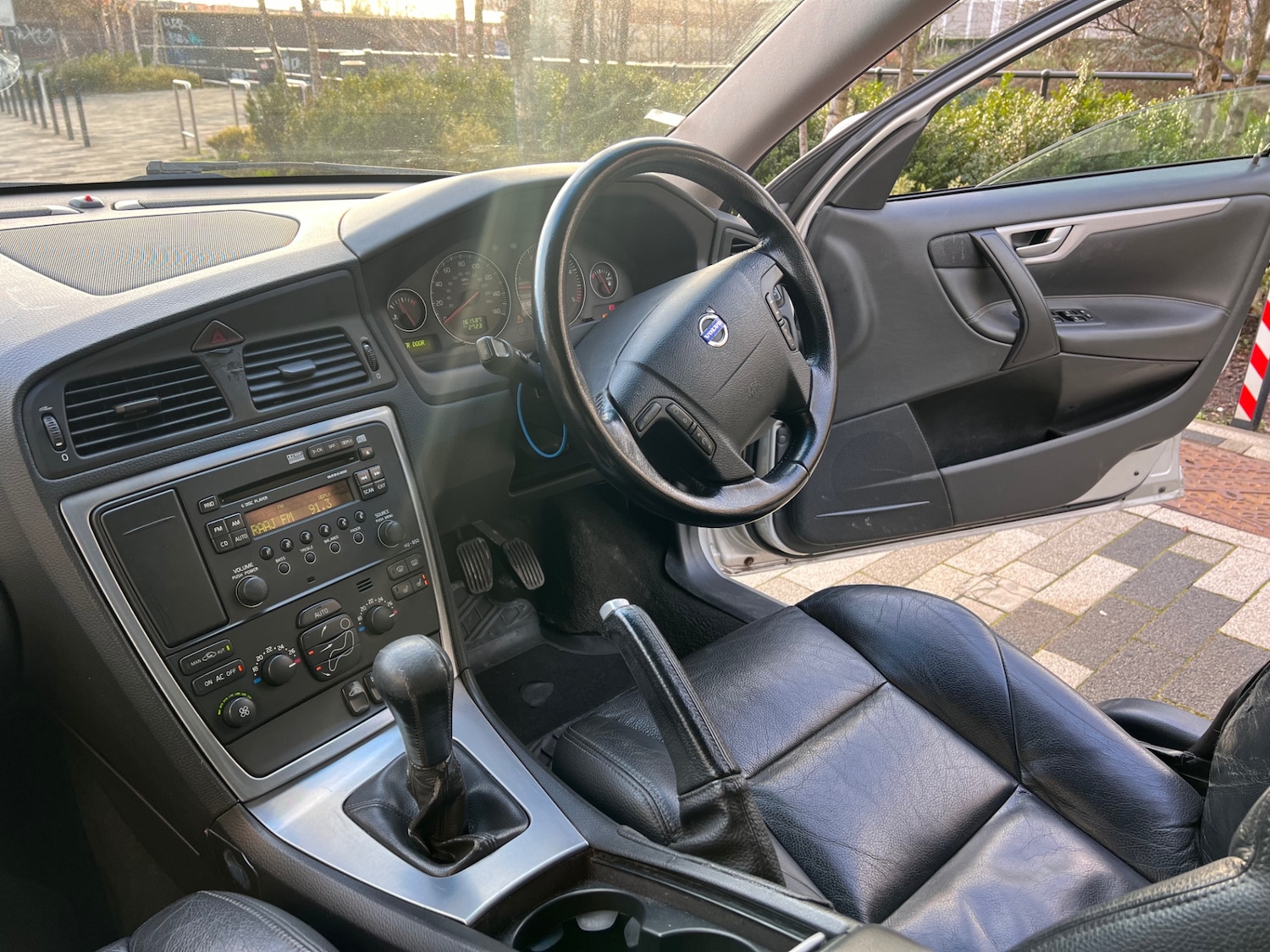 Used Volvo V70 2005 for sale - 77049354: Photo 14