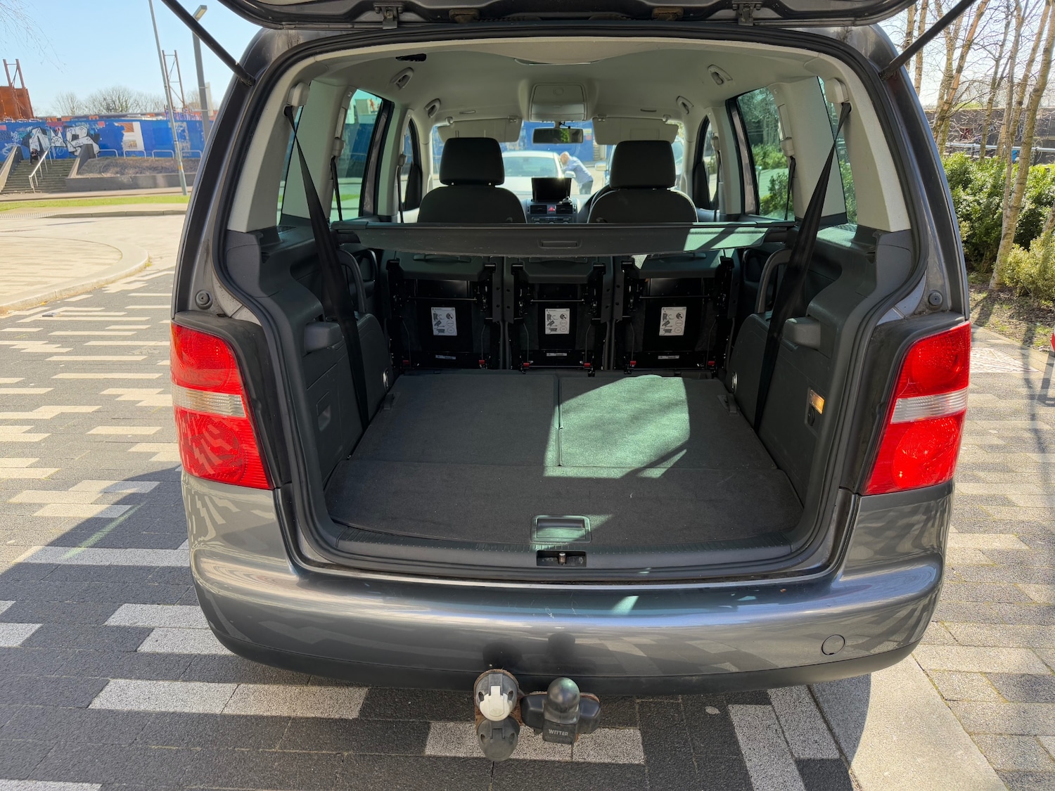 Used Volkswagen Touran 2005 for sale - 77932816: Photo 11