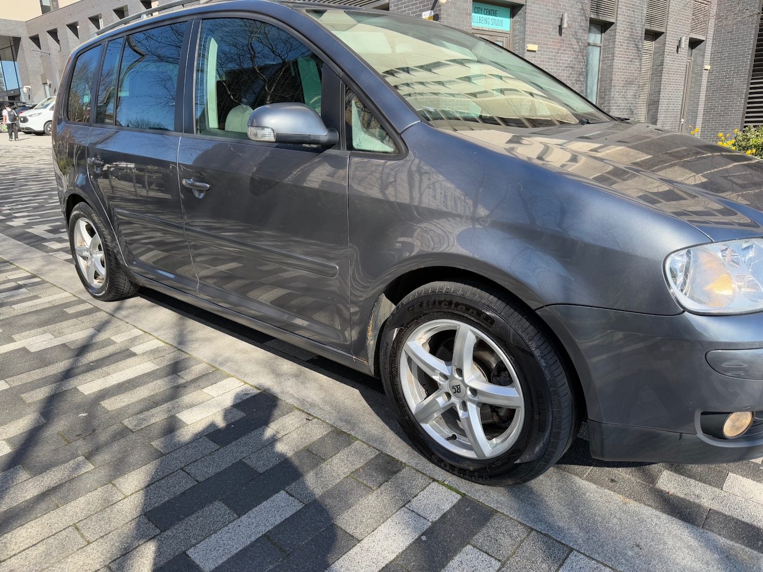 Used Volkswagen Touran 2005 for sale - 77932816: Photo 19