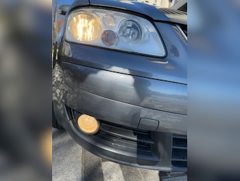 Used Volkswagen Touran 2005 for sale - 77932816: Photo