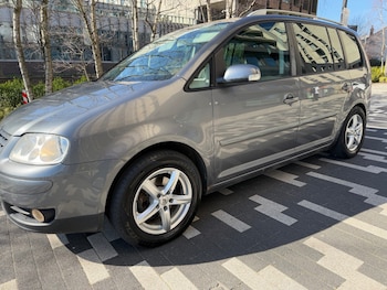 Used Volkswagen Touran 2005 for sale - 77932816: Photo