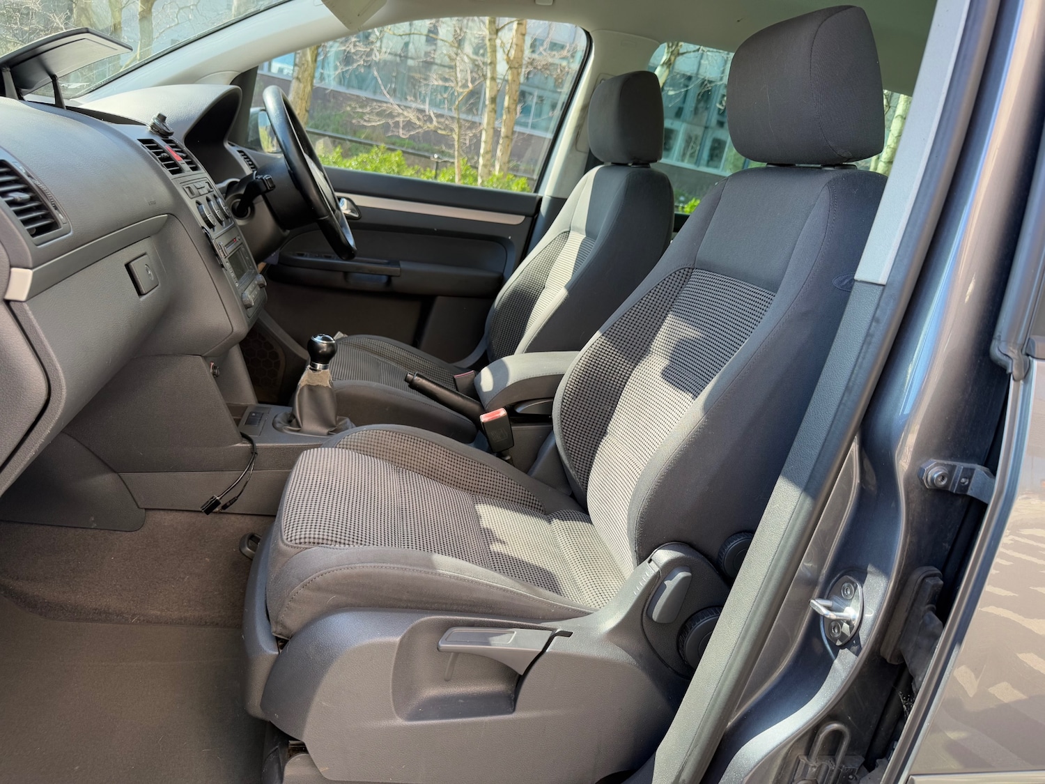 Used Volkswagen Touran 2005 for sale - 77932816: Photo 5