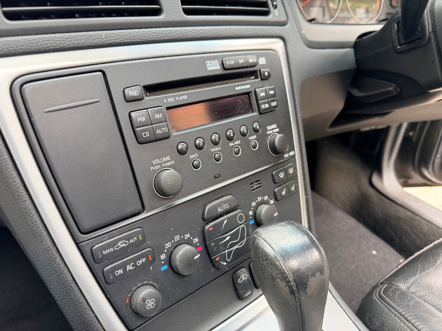 Used Volvo V70 2005 for sale - 78115003: Photo 16