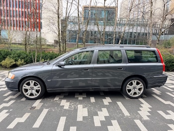 Used Volvo V70 2005 for sale - 78115003: Photo