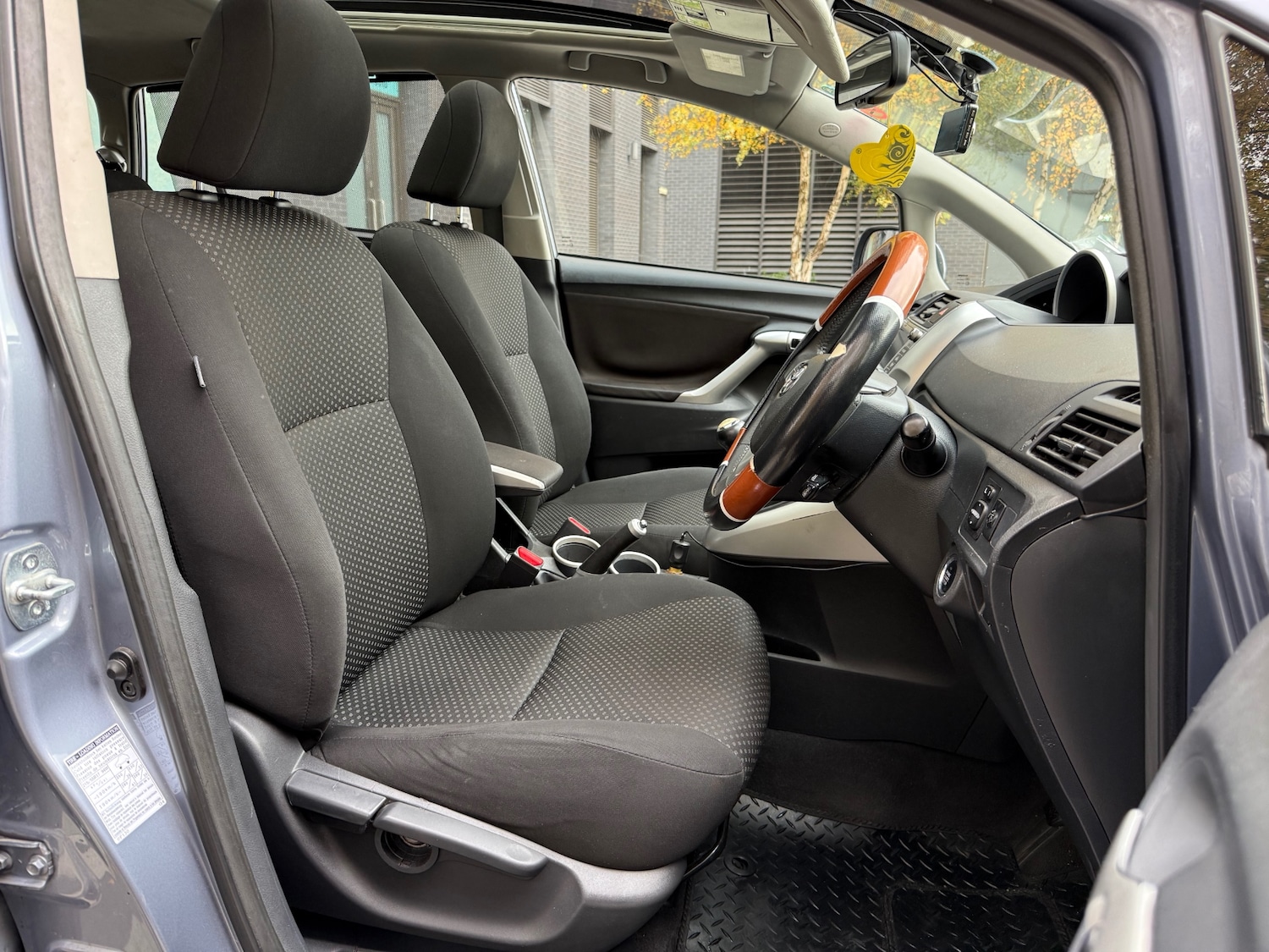 Used Toyota Verso 2011 for sale - 76500023: Photo 8