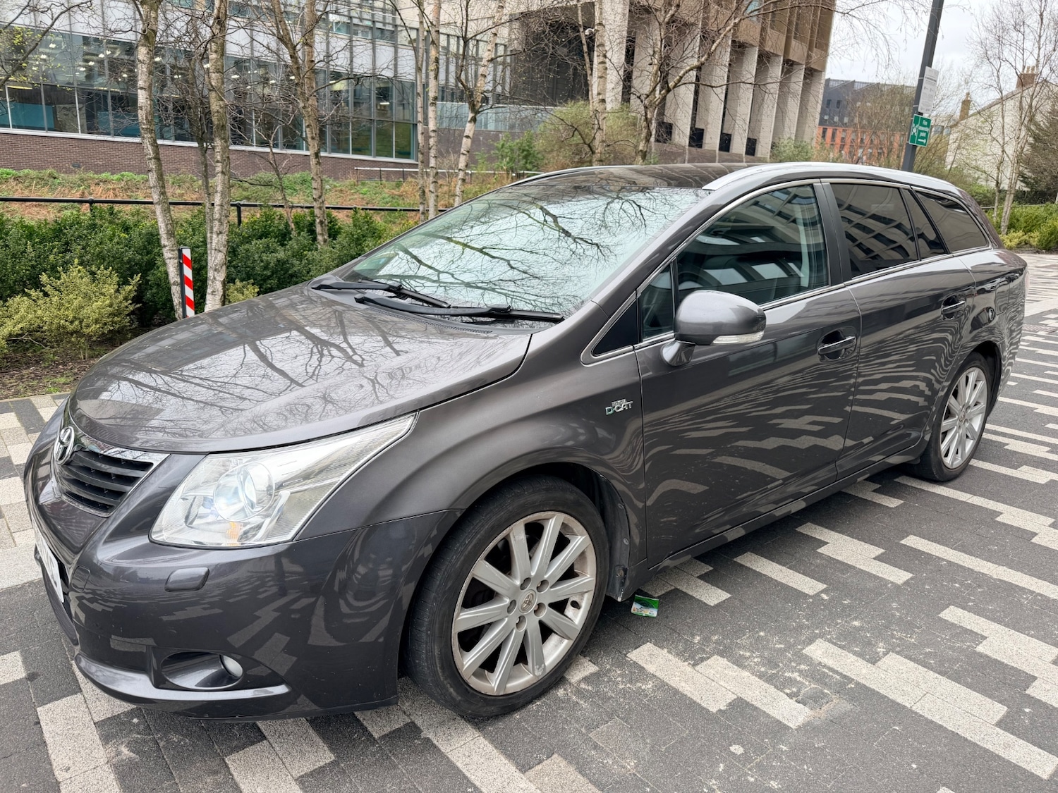 Used Toyota Avensis 2010 for sale - 78101474: Photo 2