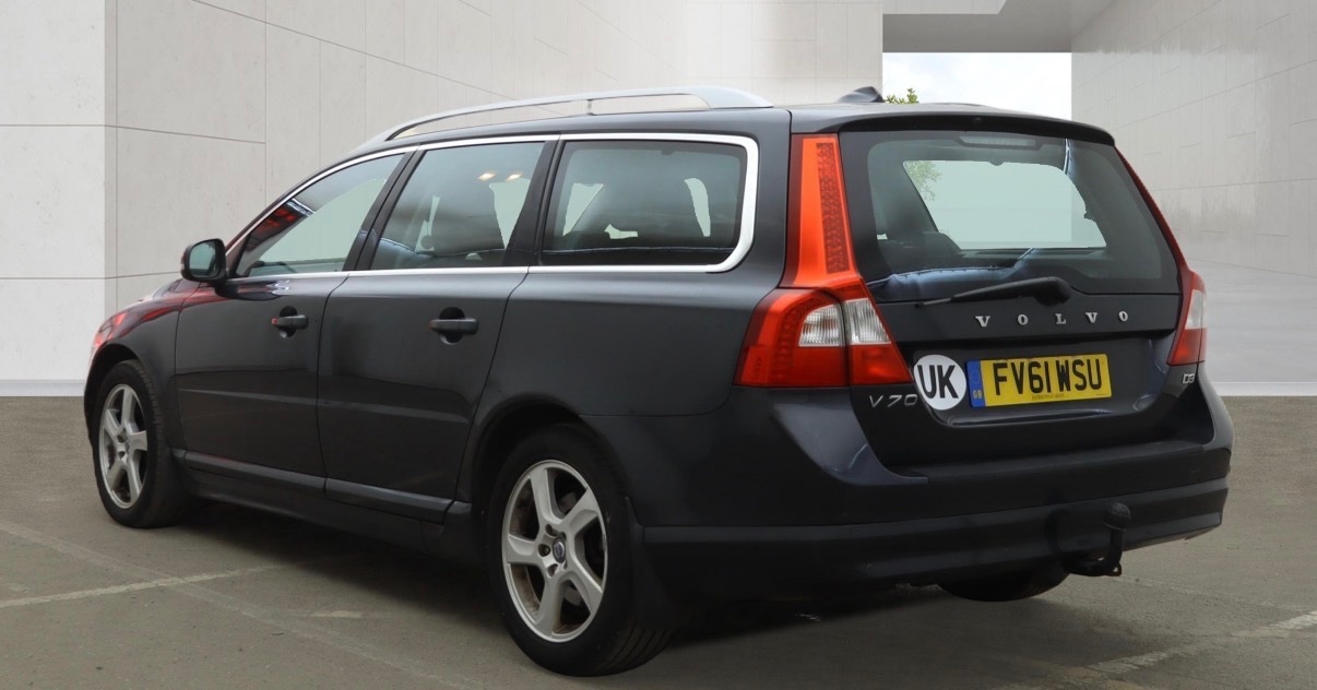 Used Volvo V70 2012 for sale - 78116699: Photo 3