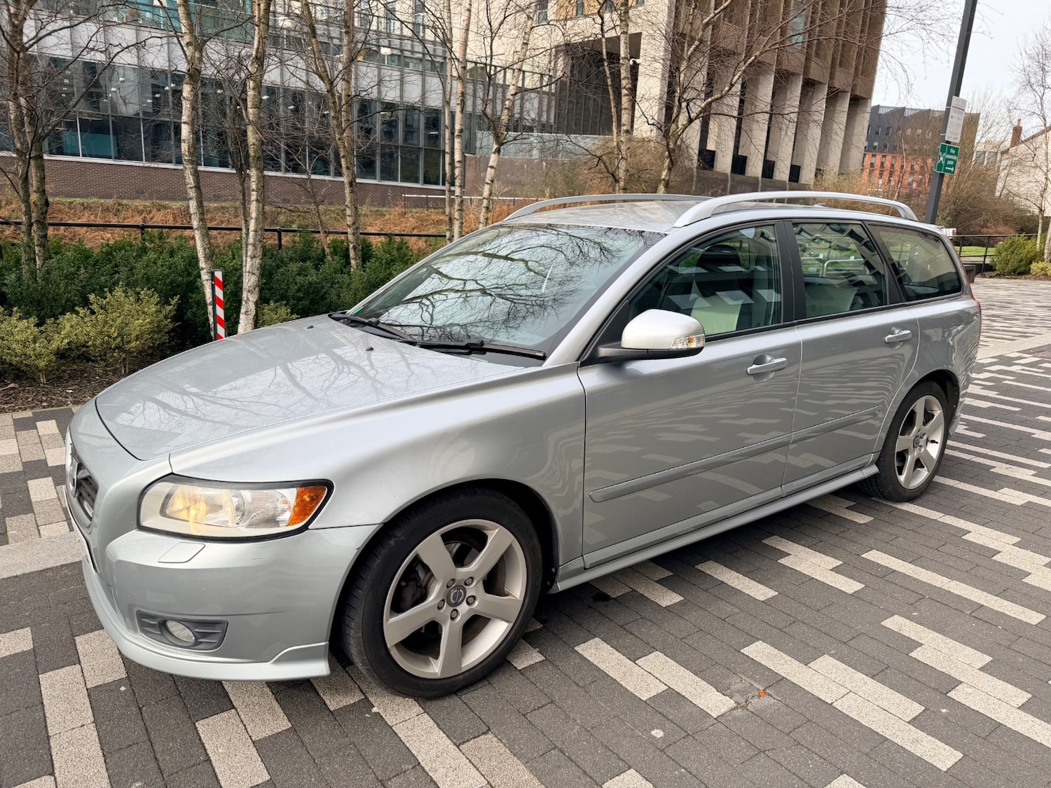 Used Volvo V50 2012 for sale - 77599535: Photo 9
