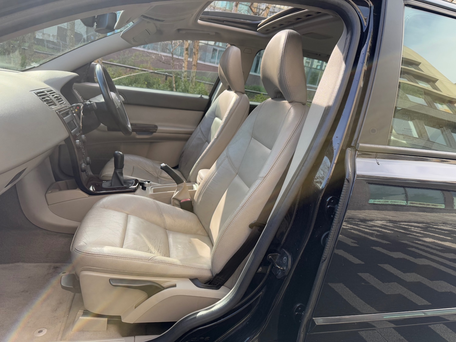 Used Volvo V50 2006 for sale - 78025824: Photo 6