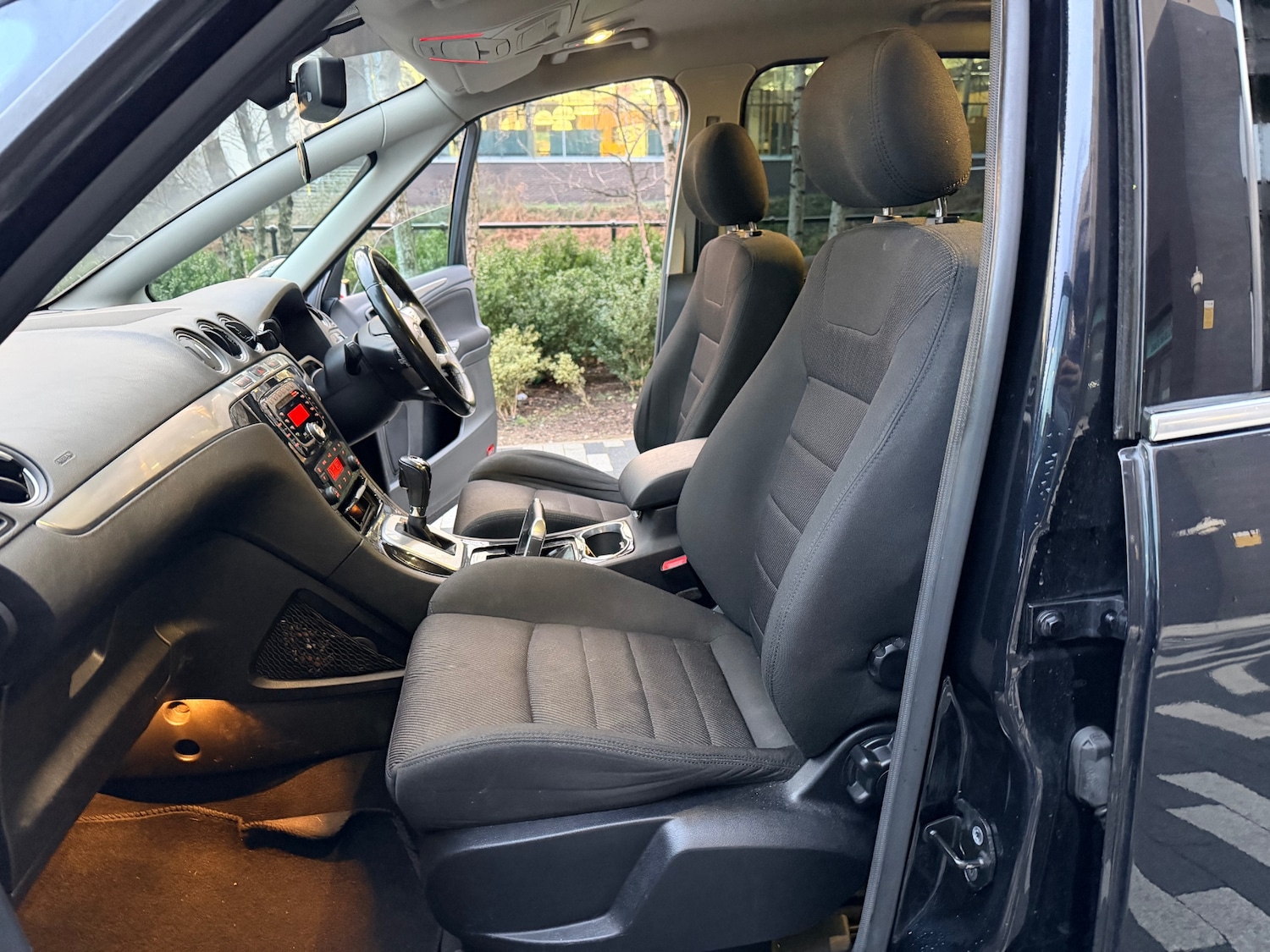 Used Ford S-Max 2011 for sale - 77201742: Photo 12