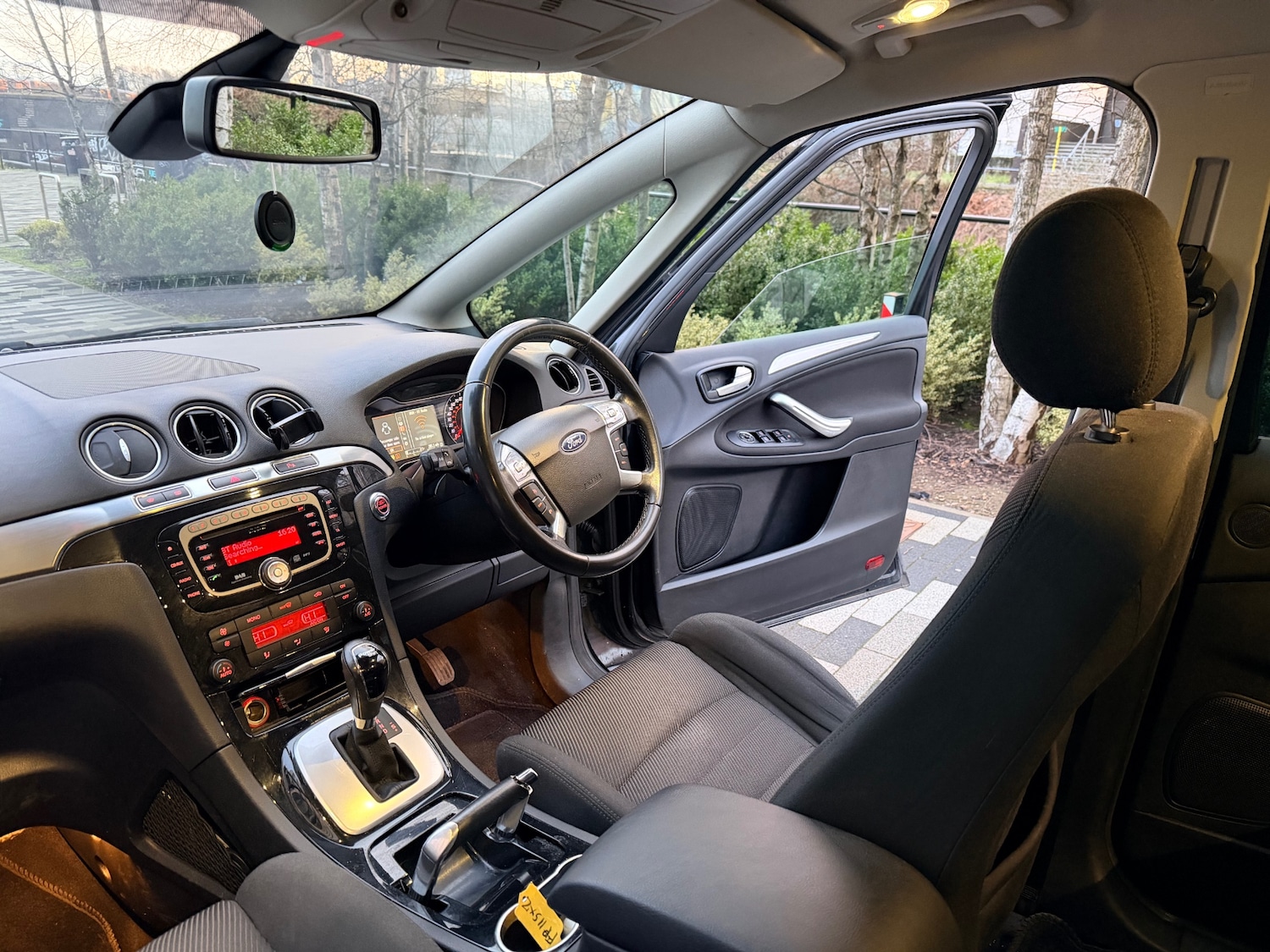 Used Ford S-Max 2011 for sale - 77201742: Photo 13