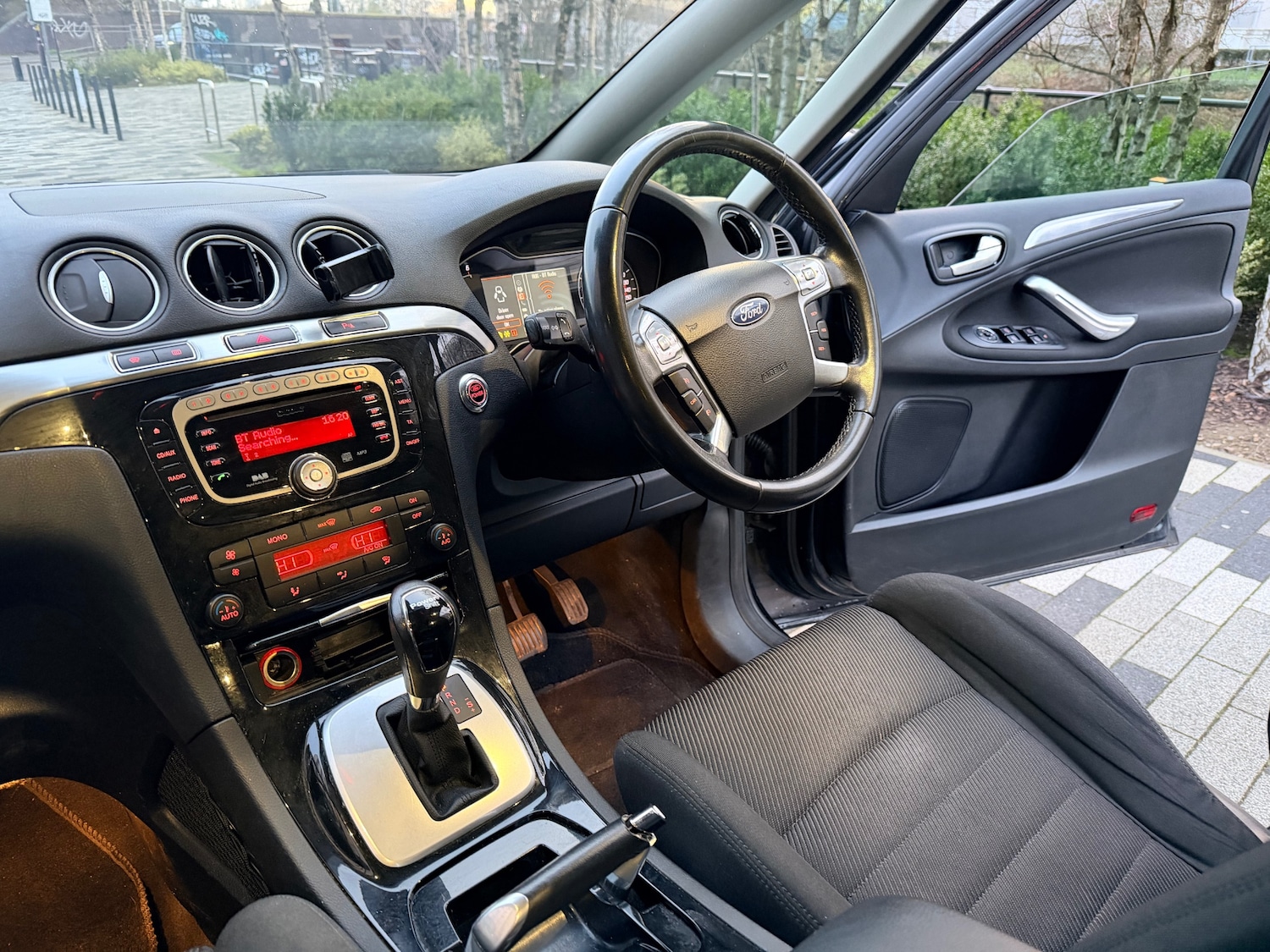 Used Ford S-Max 2011 for sale - 77201742: Photo 14