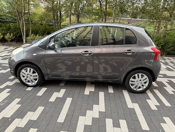 Used Toyota Yaris 2007 for sale - 76134610: Photo