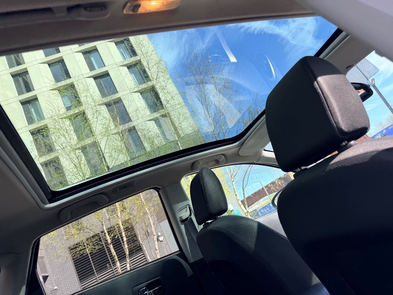 Used Nissan Qashqai 2012 for sale - 78157928: Photo 12