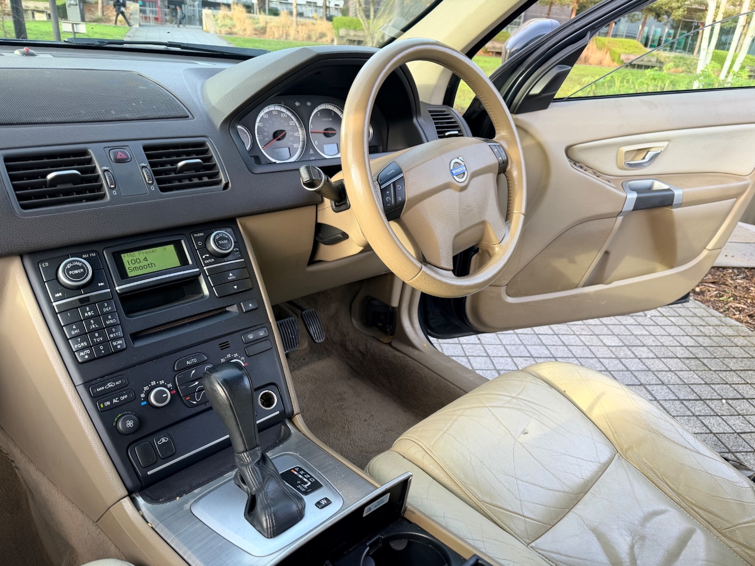 Used Volvo XC90 2011 for sale - 77632718: Photo 15