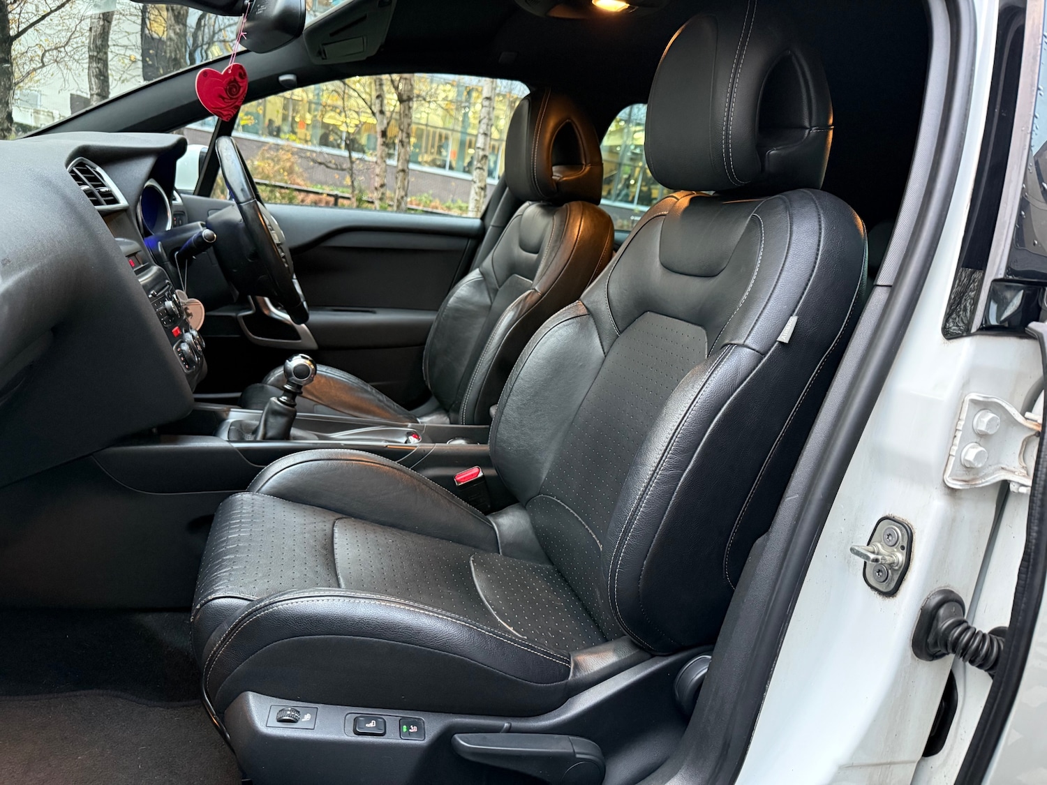 Used Citroen DS4 2012 for sale - 76684468: Photo 14