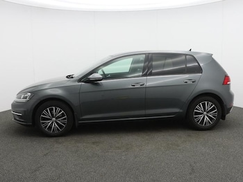Used Volkswagen Golf 2018 for sale - 78059315: Photo