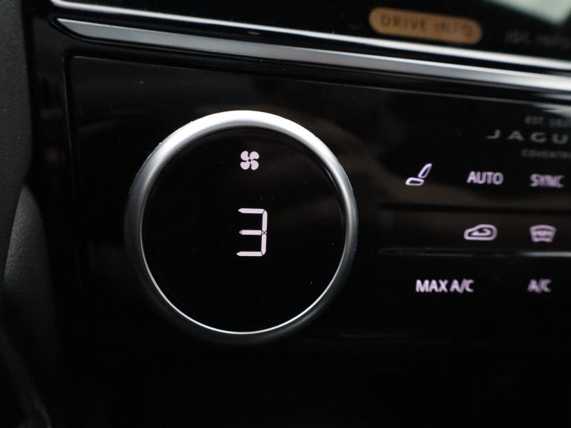 Used Jaguar E-Pace 2023 for sale - 77910403: Photo 32