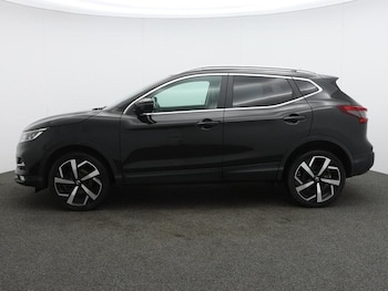 Used Nissan Qashqai 2018 for sale - 77638058: Photo