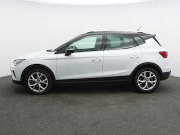 Used SEAT Arona 2023 for sale - 77599753: Photo